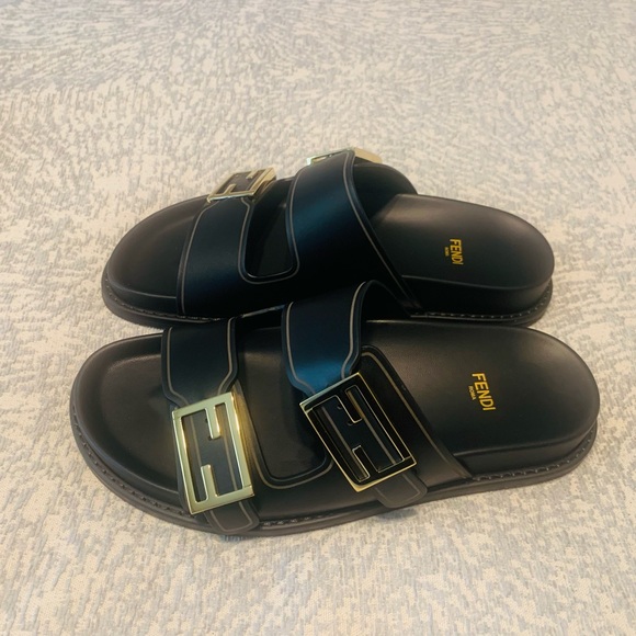 Fendi Slides - Picture 5 of 7